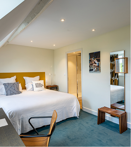 Comfort room